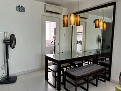 The Esparis (D18), Condominium #609221111
